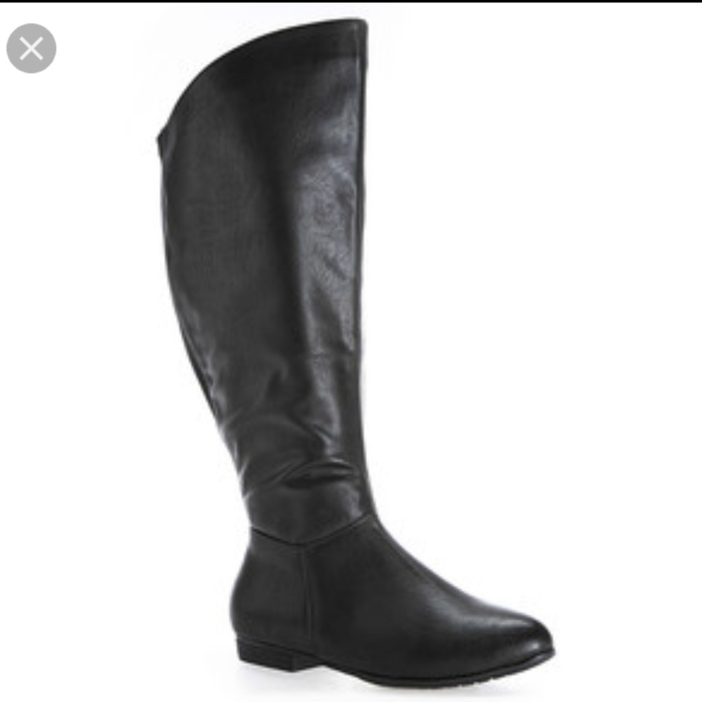 Avenue black over the knee boot size 12, wide calf